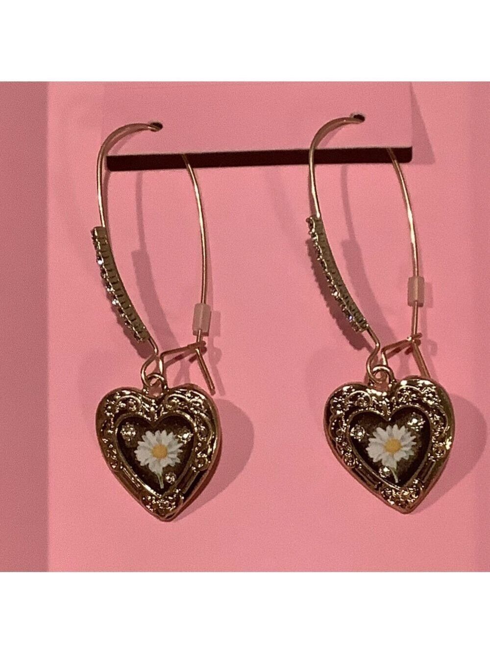 Betsey Johnson Heart Daisy Goldtone Earrings New